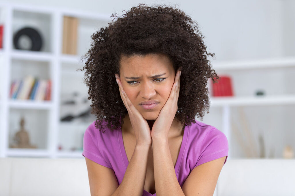 What to Do About a Chipped Tooth in Largo, FL: When You Need Emergency Dental Care